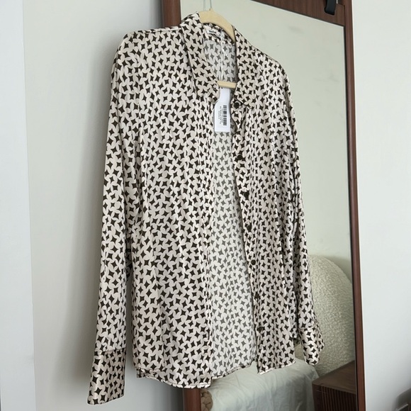 NWT reformation sky silk top - Picture 3 of 5